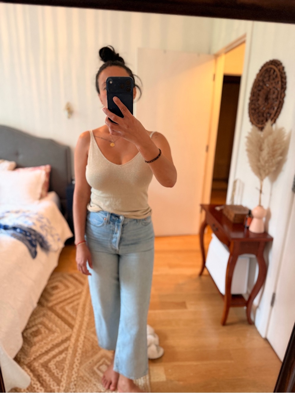 Sleeveless V-Neck Knit Tank Top - Cream